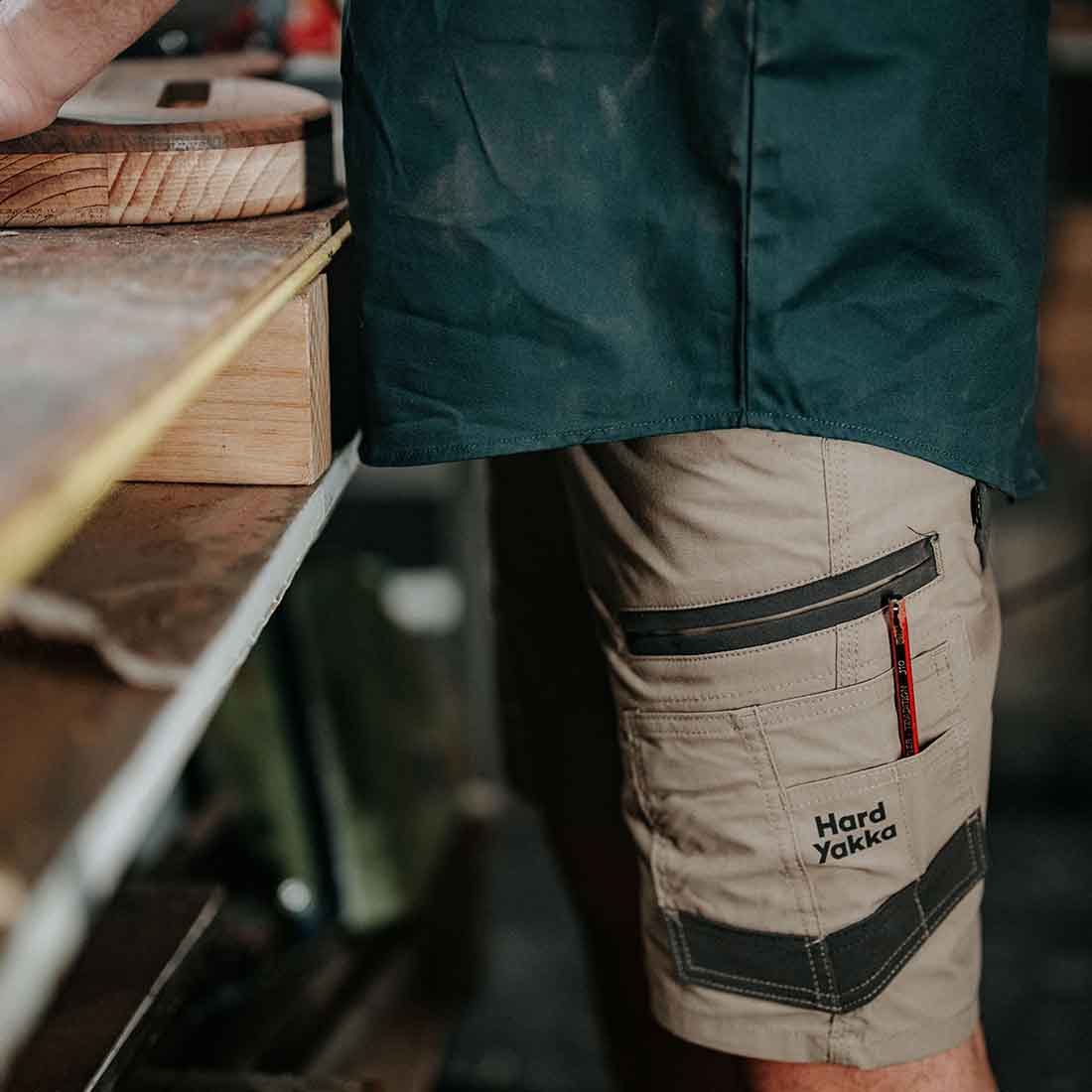 Hard Yakka Men's Raptor Active Cargo Shorts Desert