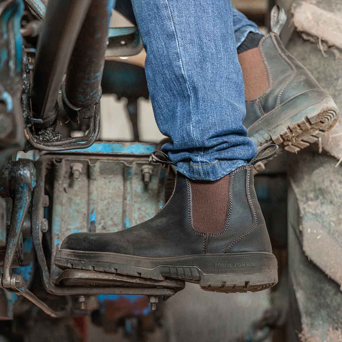 Hard Yakka Outback Steel Toe Brown Safety Dealer Boots