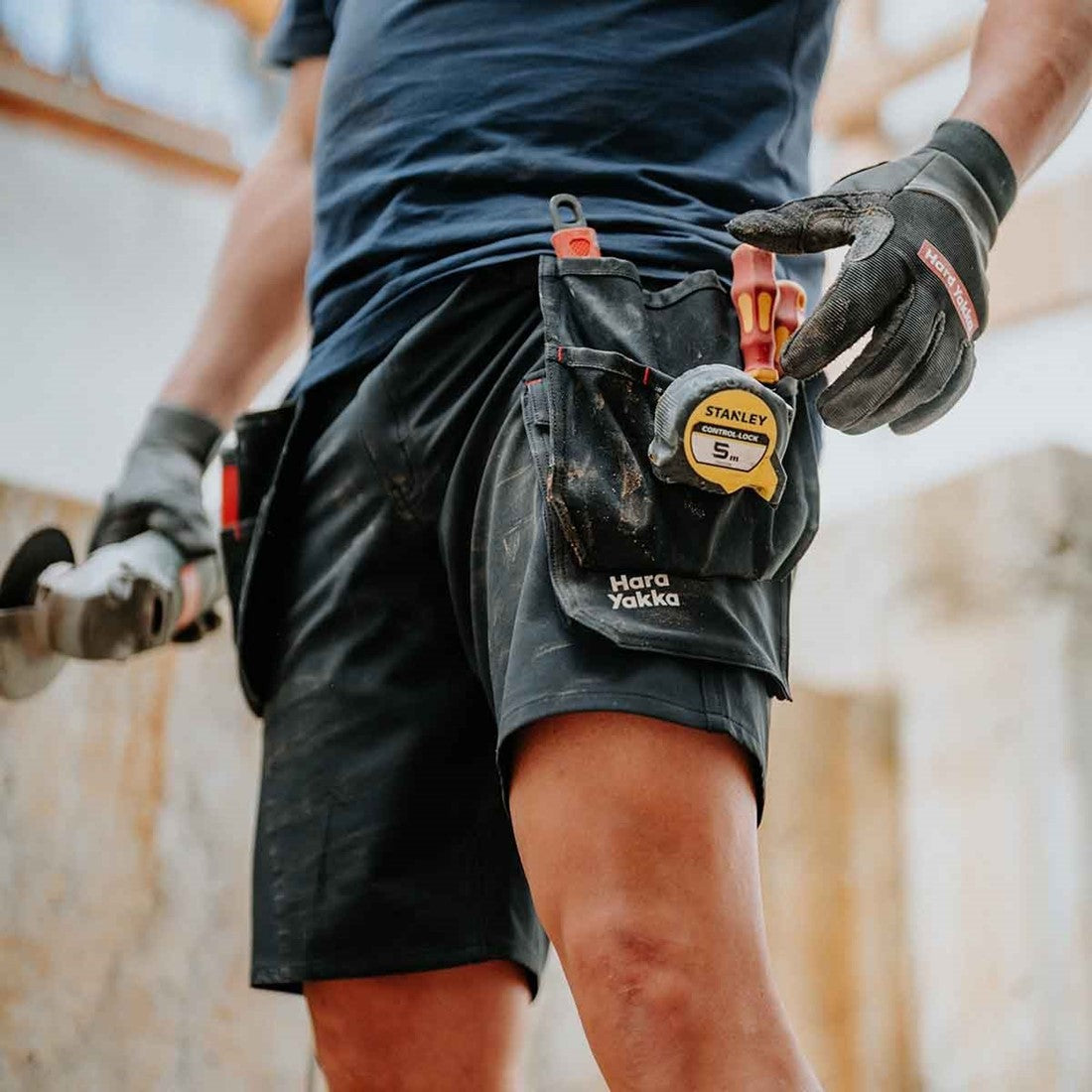 Hard Yakka Men's Toughmaxx Lite Holster Pocket Shorts Black